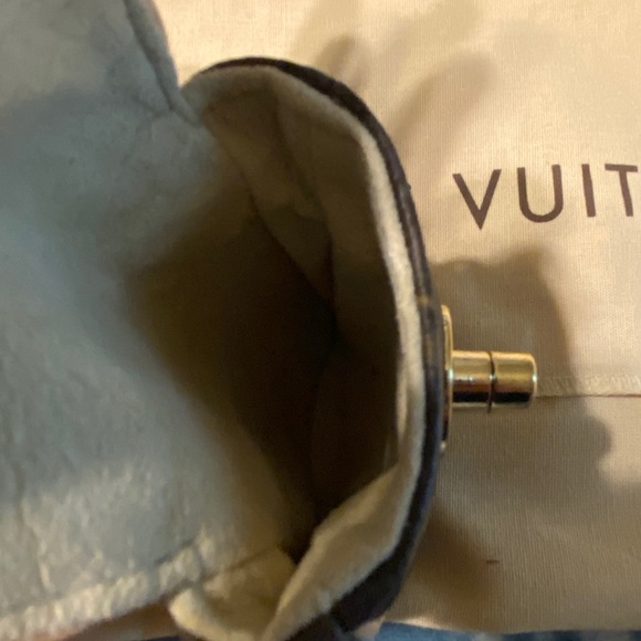 Louis Vuitton Tulum - Picture 4 of 7